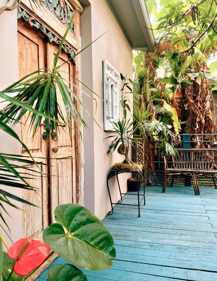 Chambres D'Hotes & Spa Le Jardin De Ravintsara Ravine des Cabris Exterior photo
